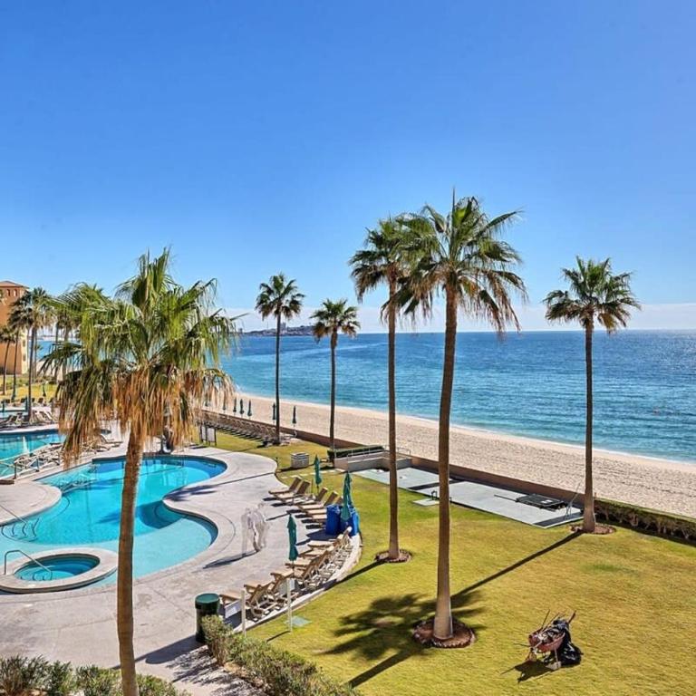 Beachfront Oasis at Sonoran Spa E201 - Apartamento - 46