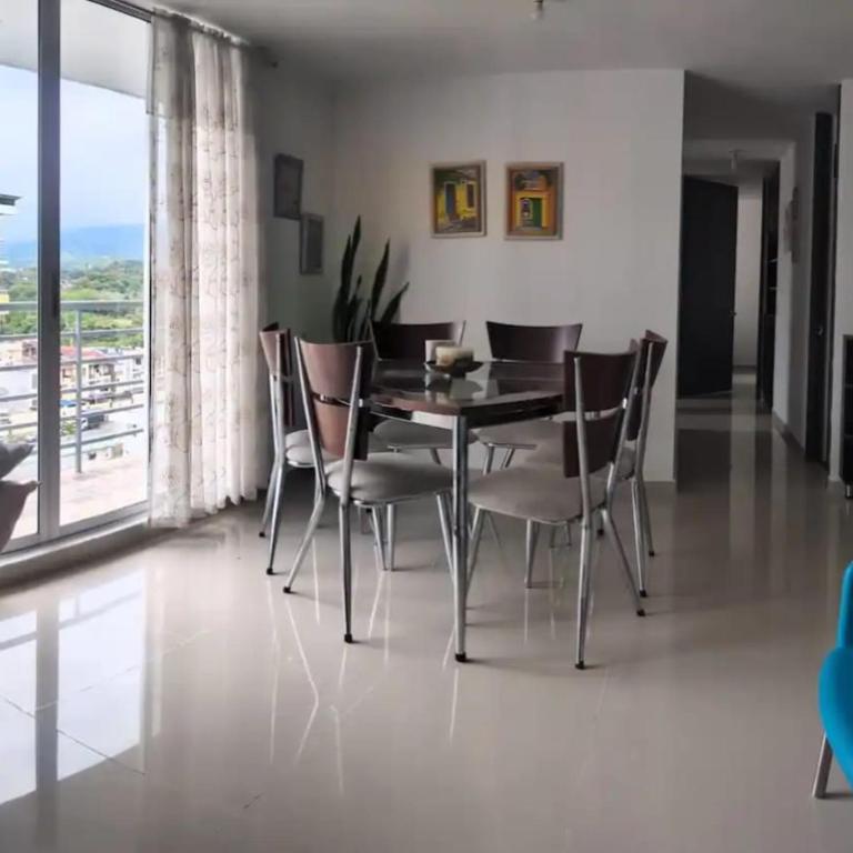 Ibagué JUNTO AL PARQUE DEPORTIVO - Apartamento de 3 dormitorios - 40
