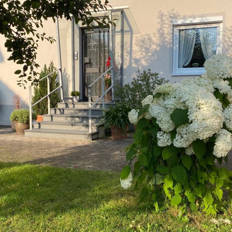 Ferienwohnung Schmid Lautrach im Illerwinkel - Familien-Apartment mit 2 Schlafzimmern - 2