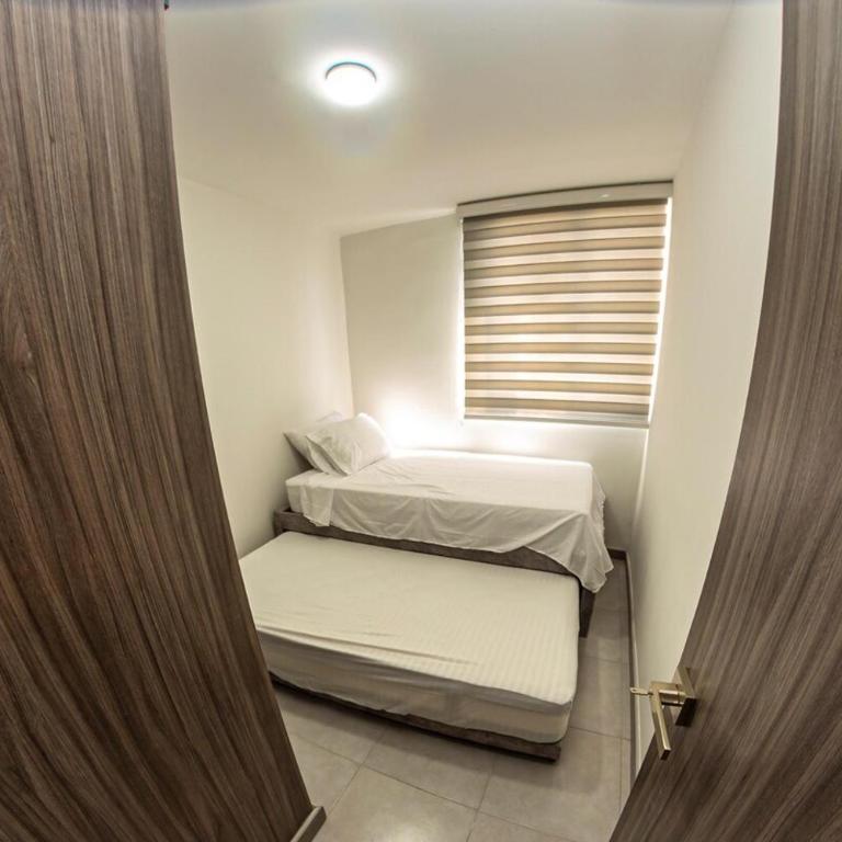 Apartamento cerca al Mar y a el Centro Histórico - Three-Bedroom Apartment - 7