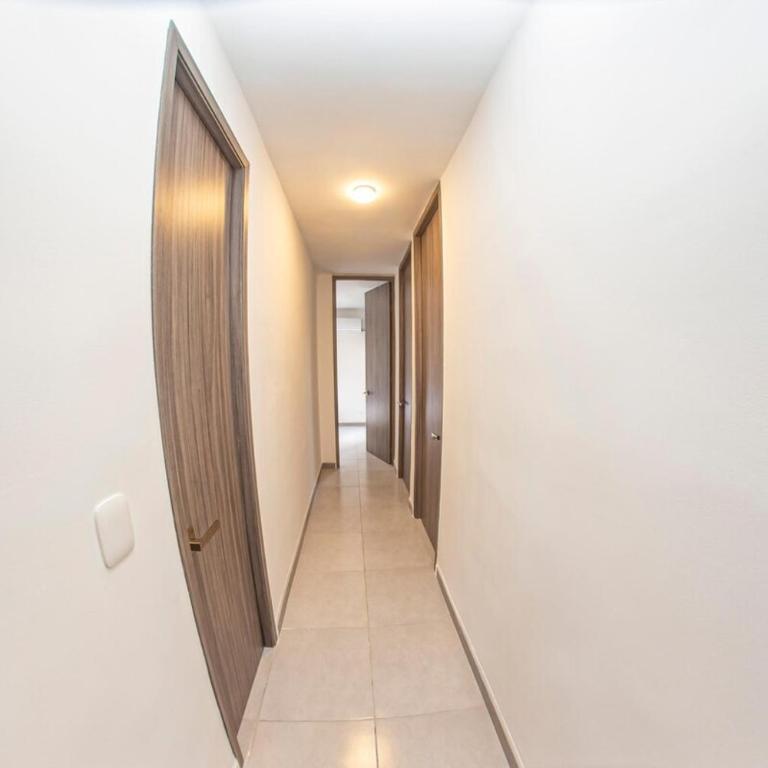 Apartamento cerca al Mar y a el Centro Histórico - Three-Bedroom Apartment - 14