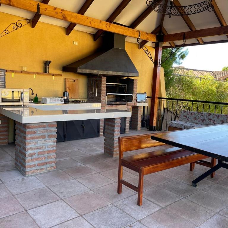 Casa Acogedora con piscina, quincho y sala de juegos en Santo Domingo - Four-Bedroom House - 9