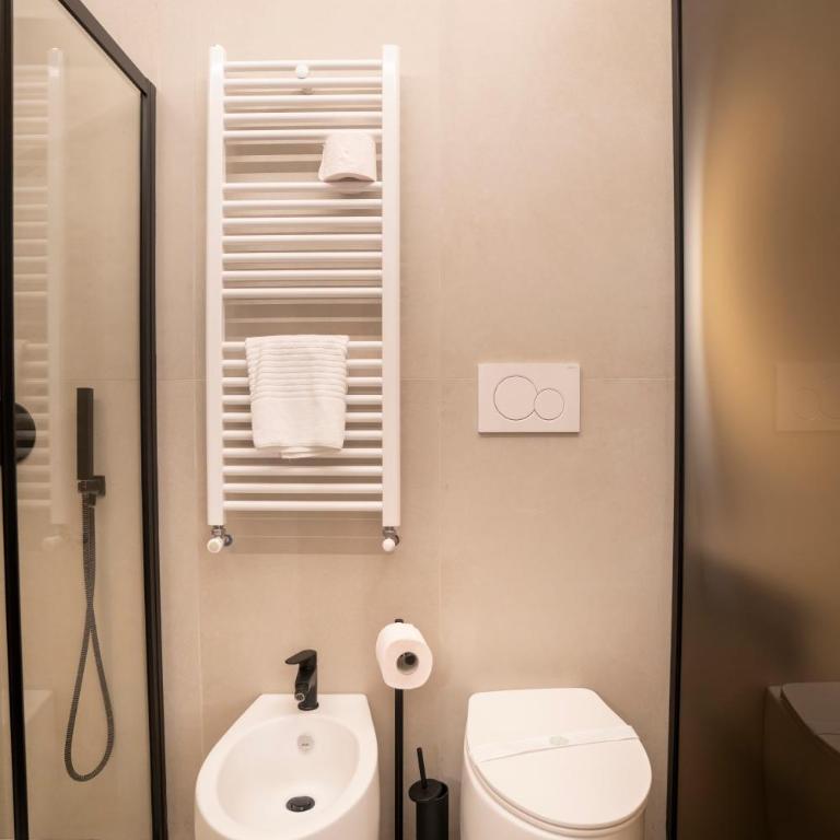 Cicerone's Luxury Suites - Camera Matrimoniale Superior - 8
