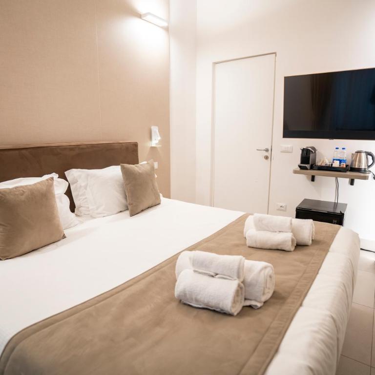 Cicerone's Luxury Suites - Camera Matrimoniale Superior - 2