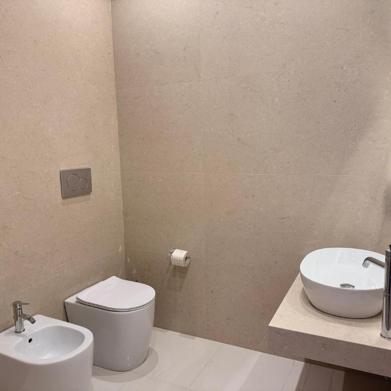 Maison Bijou Guest House - Camera King con Vasca Idromassaggio - 13