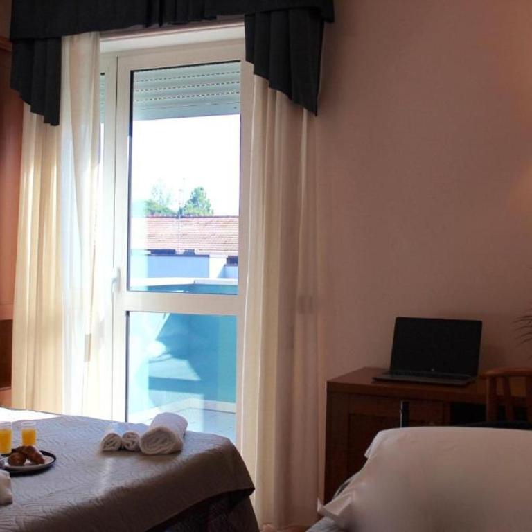 Giole Hotel - Camera Tripla con Balcone - 4