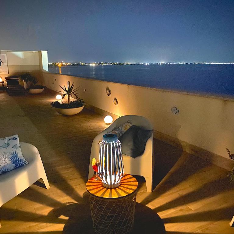 Fronte Mare a Pozzallo in Sicilia - Terrazza delle Sirene - Apartment mit Meerblick - 28