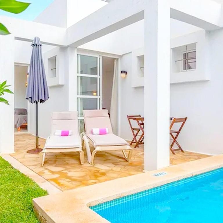 Familienfreundliches charmantes Ferienhaus mit Grill, Terrasse und Garten - Four-Bedroom House - 22