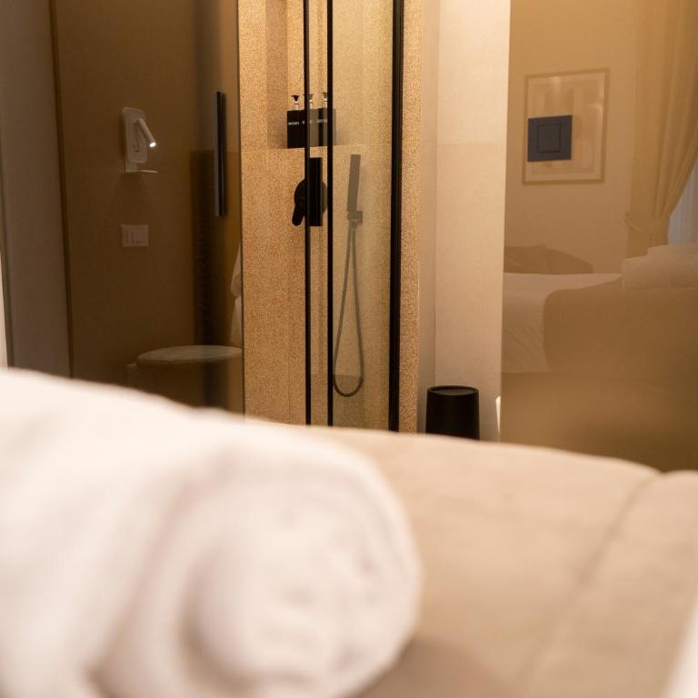 Cicerone's Luxury Suites - Camera Queen Deluxe - 9