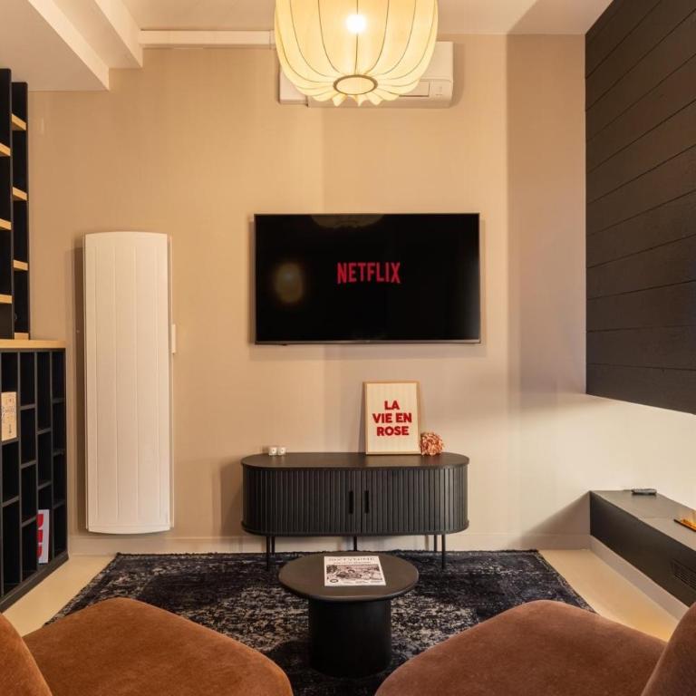 Host Inn Velvy Suite - One-Bedroom Premium Apartment - 8