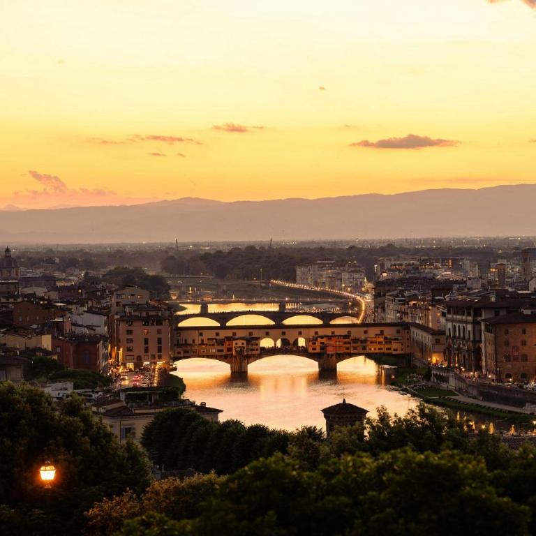 The Excelsior, a Luxury Collection Hotel, Florence - Suite King Belvedere con Terrazza e Vista Fiume - 5