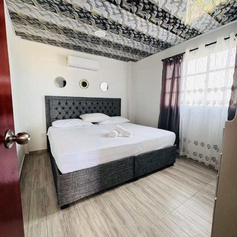 Apartamentos el mochilero frente a la playa piso 2 apto 4 - Apartamento de 1 dormitorio - 2