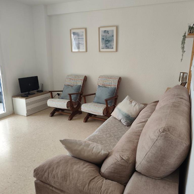 El Cisne frente al mar- Piscina y Wifi - One-Bedroom Apartment - 9