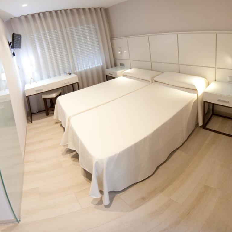 Hostal Loimar - Comfort Doppel-/Zweibettzimmer - 6