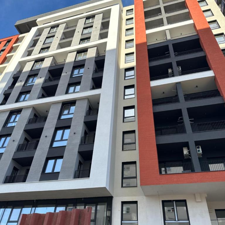 EMA Avenija - free parking - Deluks Apartman sa 2 Spavaće Sobe i Balkonom - 3