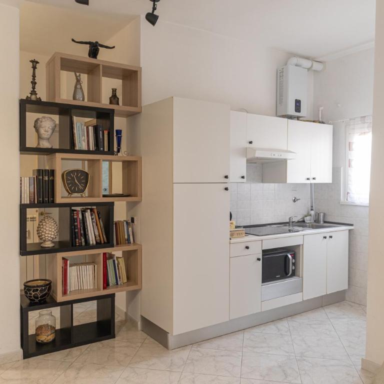 Vatican Walls Apartment - Two-Bedroom Apartment - 15