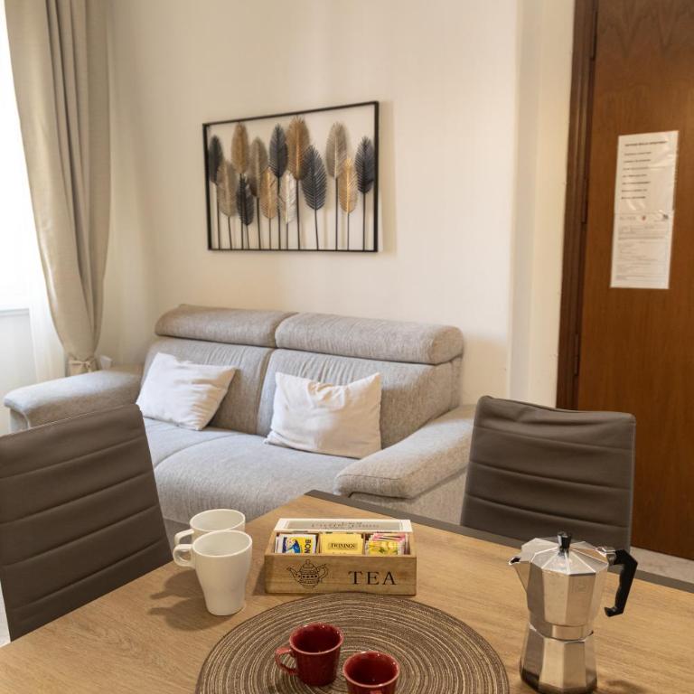 Vatican Walls Apartment - Two-Bedroom Apartment - 29