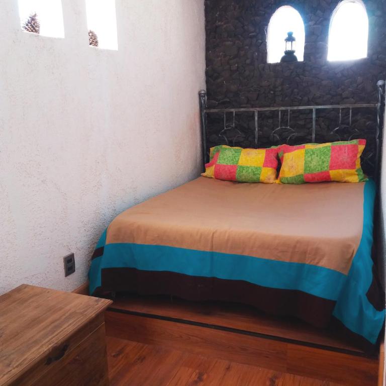 Castillo ARKADIA - Queen Room with Shared Bathroom - 1