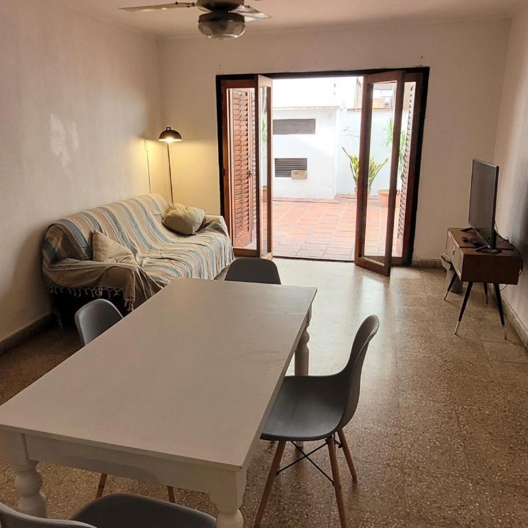 Reis Apartment - Two-Bedroom Apartment - 2