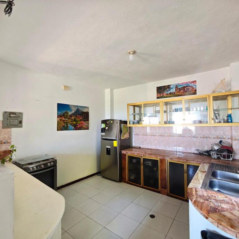 A nice apartment with an ocean view - Room #1585283701 - 12