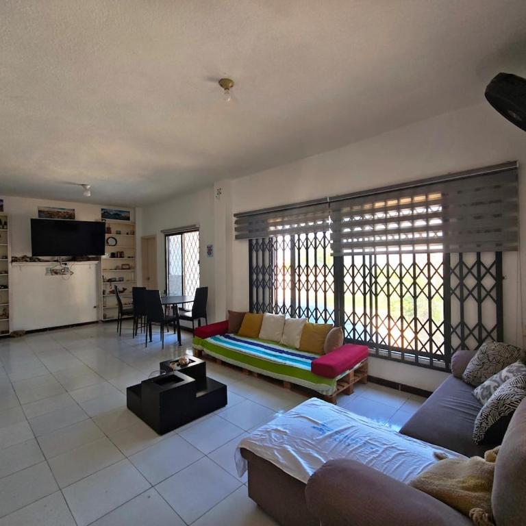 A nice apartment with an ocean view - Room #1585283701 - 14