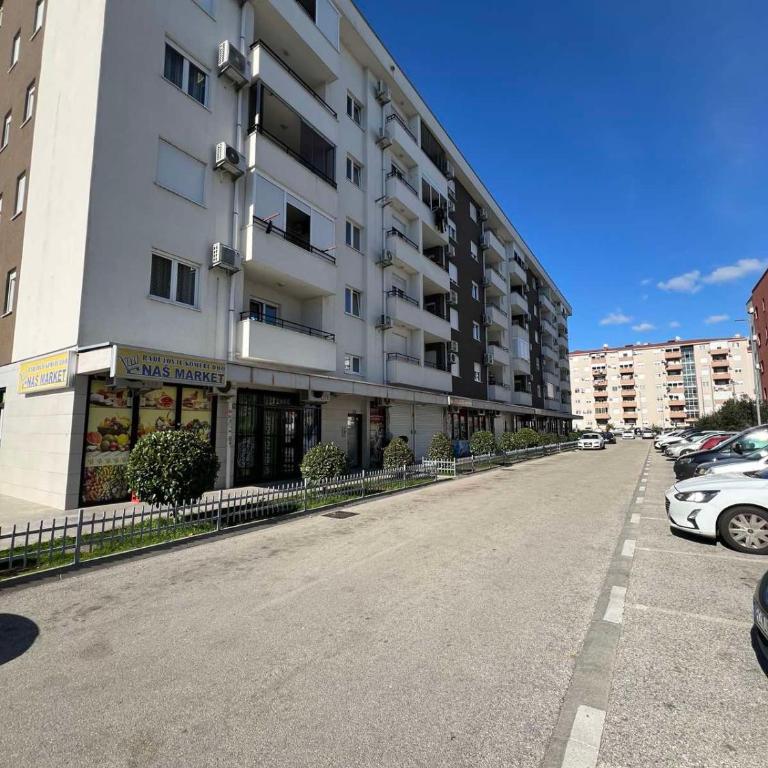 Royal Stay Podgorica - Princess Apartment - One-Bedroom Apartment - 13