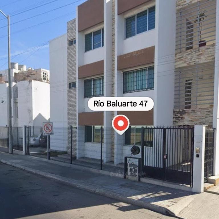 Ideal location! Apartment 2 blocks from the Malecón - Two-Bedroom Apartment - 2