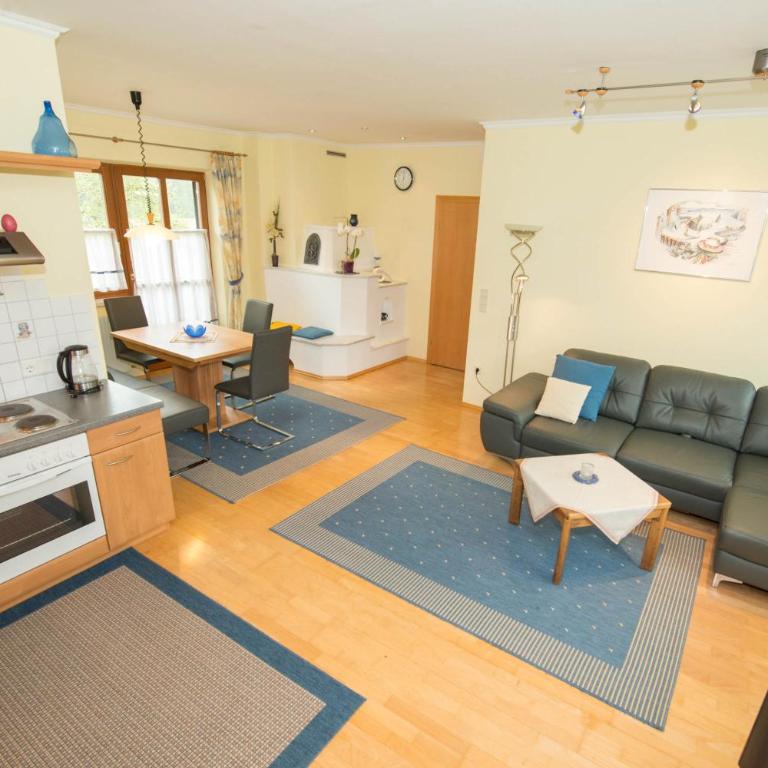 Ferienwohnungen Kolbitsch - Apartment mit 2 Schlafzimmern und Balkon - 13