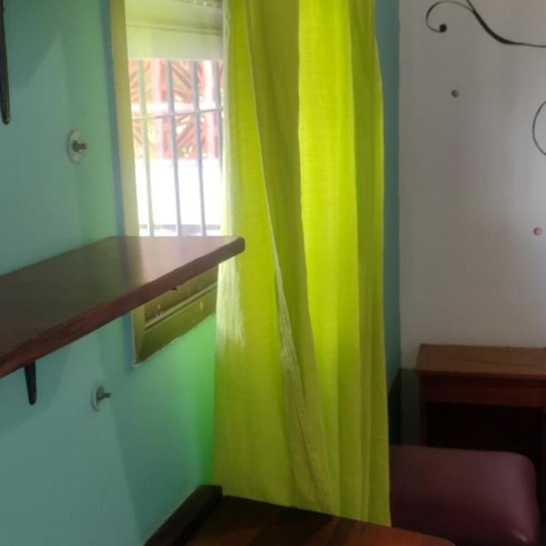 Calle8 - One-Bedroom Apartment - 3