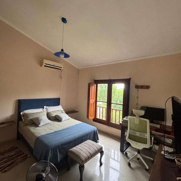 Casa con pileta en las sierras - Three-Bedroom House - 34