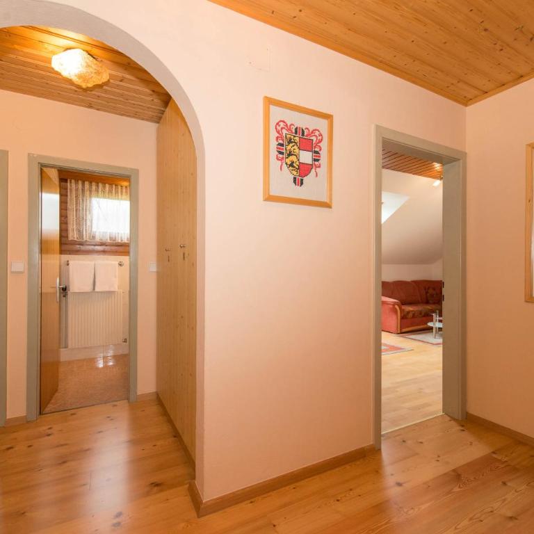 Ferienwohnungen Kolbitsch - Apartment mit 3 Schlafzimmern und Balkon - 4