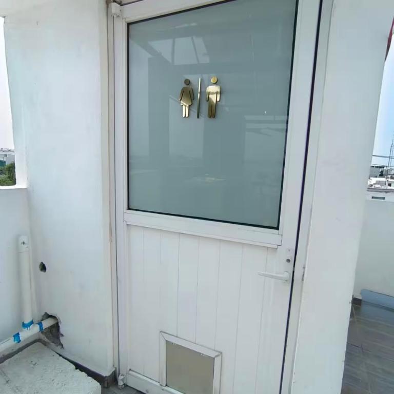 Habitacion - One-Bedroom Apartment - 11