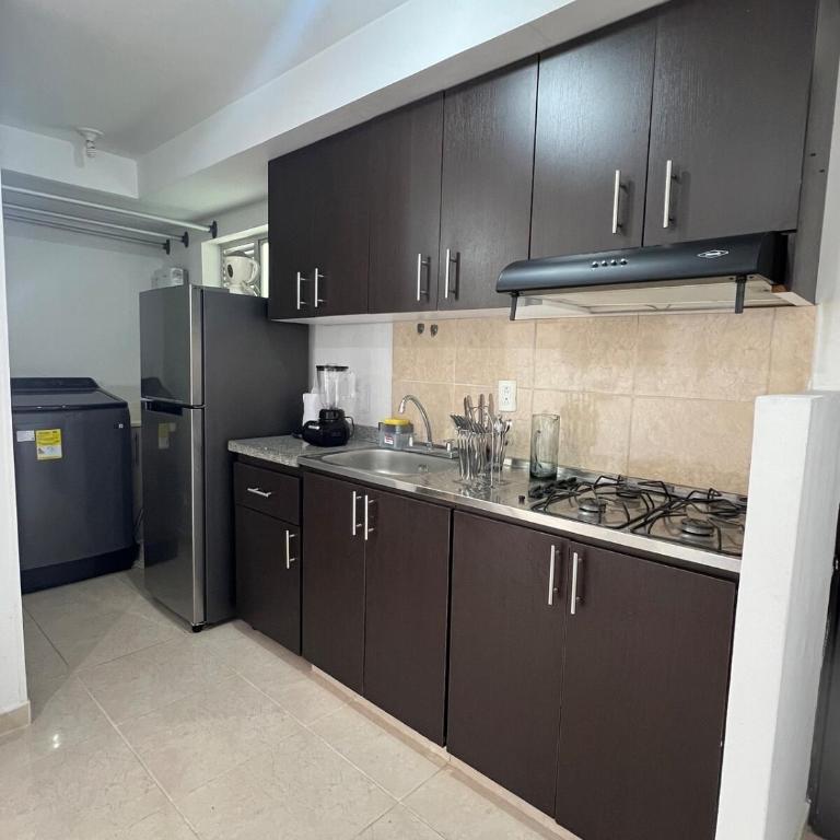 Hermoso Apartamento de 3 habitaciones, vista a la coordillera y parqueadero - Apartamento de 3 dormitorios - 8