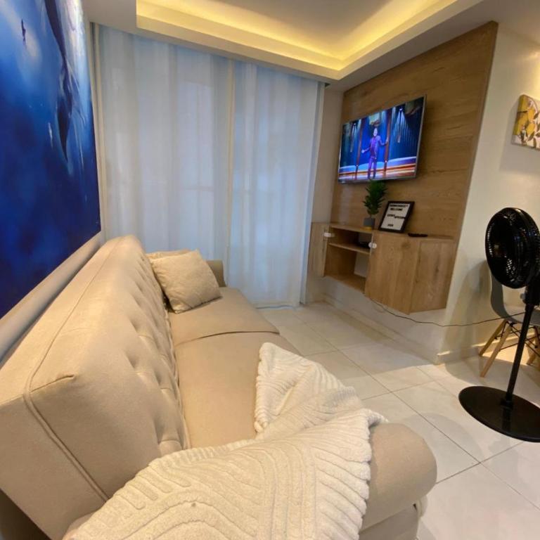 Premium stay in a central area with parking - Three-Bedroom Apartment - 14