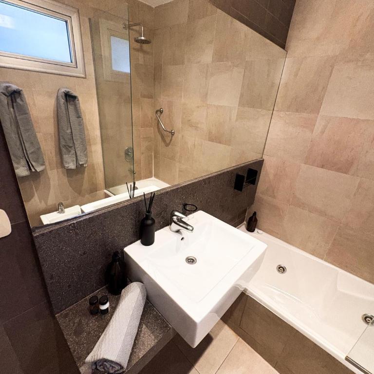 Palermo Young Studio - One-Bedroom Apartment - 11