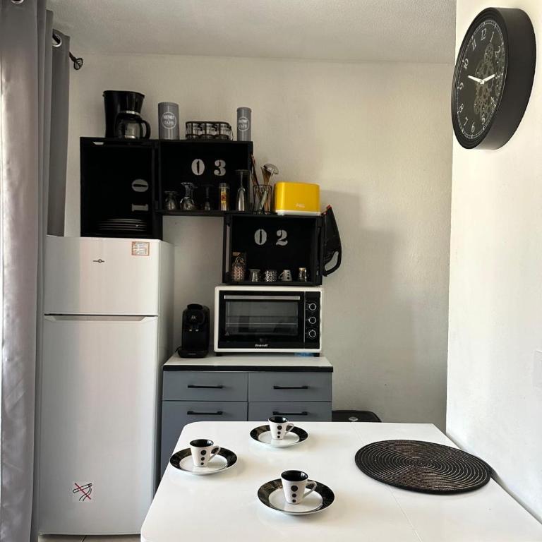 Studio confort port de Frejus - Estudio - 10
