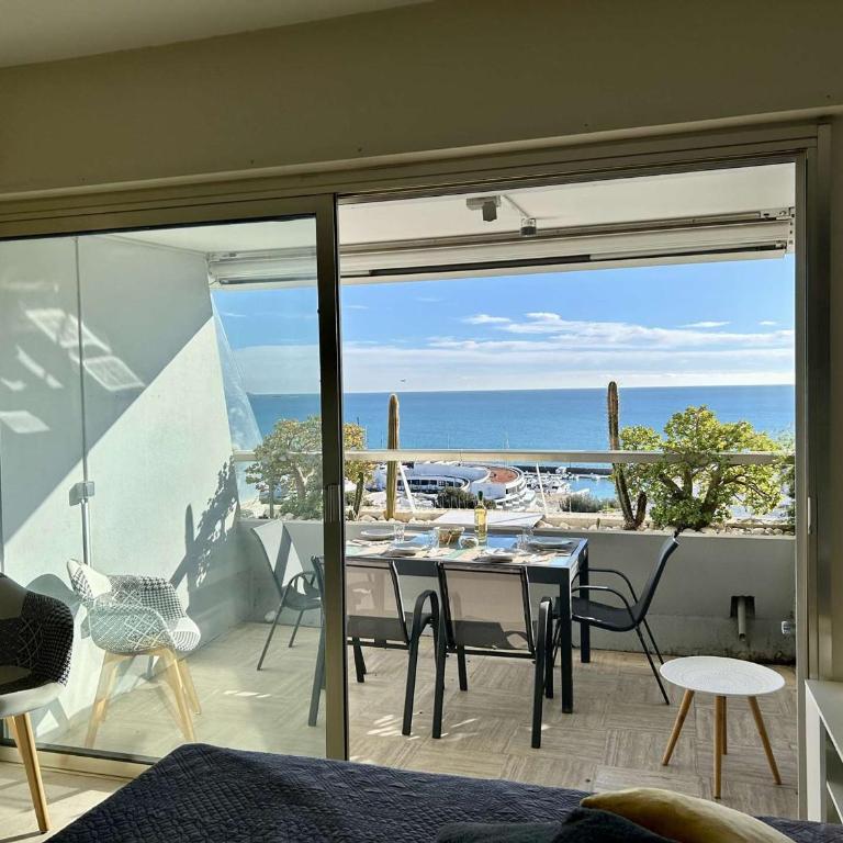 Superbe studio vue mer - 2 pers. - FR-1-252A-142 - Appartement - 12