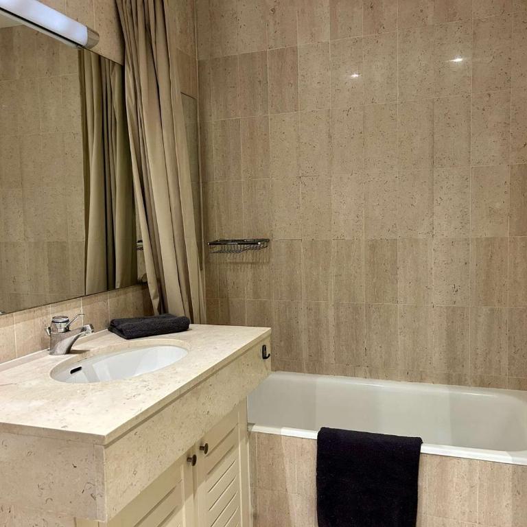 Superbe studio vue mer - 2 pers. - FR-1-252A-142 - Appartement - 13