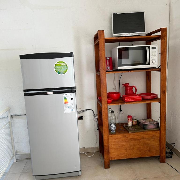 Primer piso completo - Two-Bedroom Apartment - 2