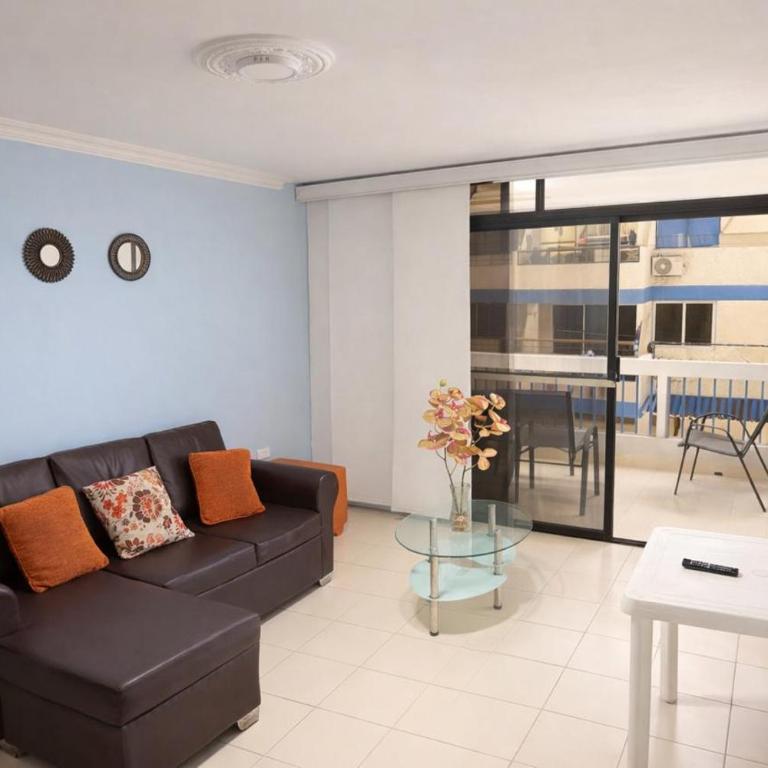 Apartamento Rodadero Con Vista al Mar Edificio Karey 404 - Three-Bedroom Apartment - 2