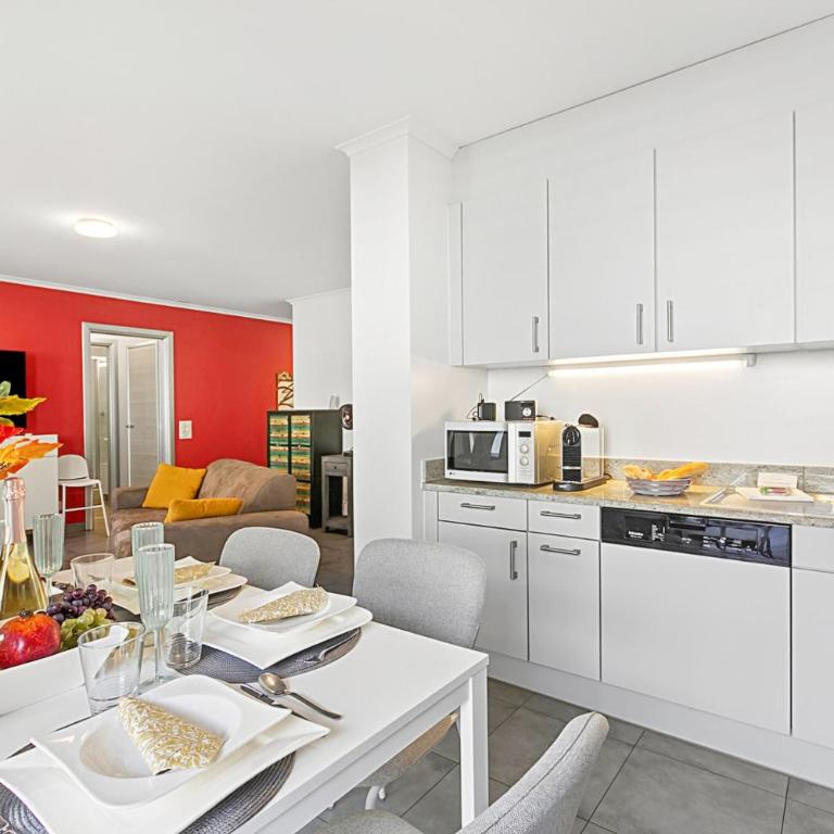 Locarno Centro Apartment 2BR with Private Garage - Happy Rentals - Apartamento con balcón - 5