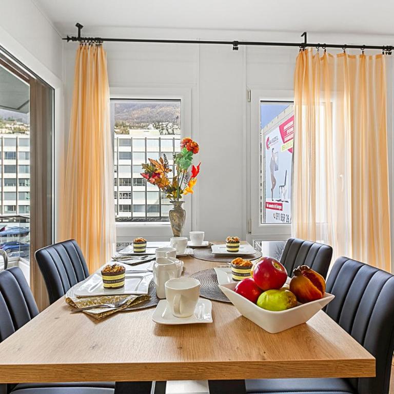 Locarno Centro Apartment 2BR with Private Garage - Happy Rentals - Apartamento con balcón - 17