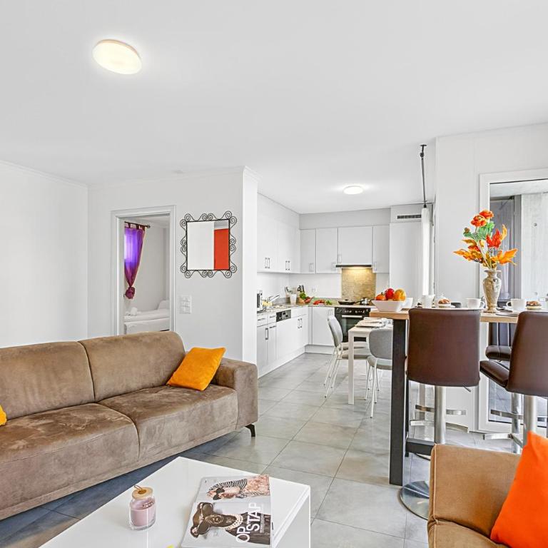 Locarno Centro Apartment 2BR with Private Garage - Happy Rentals - Apartamento con balcón - 18
