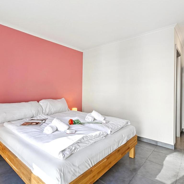 Locarno Centro Apartment 2BR with Private Garage - Happy Rentals - Apartamento con balcón - 23