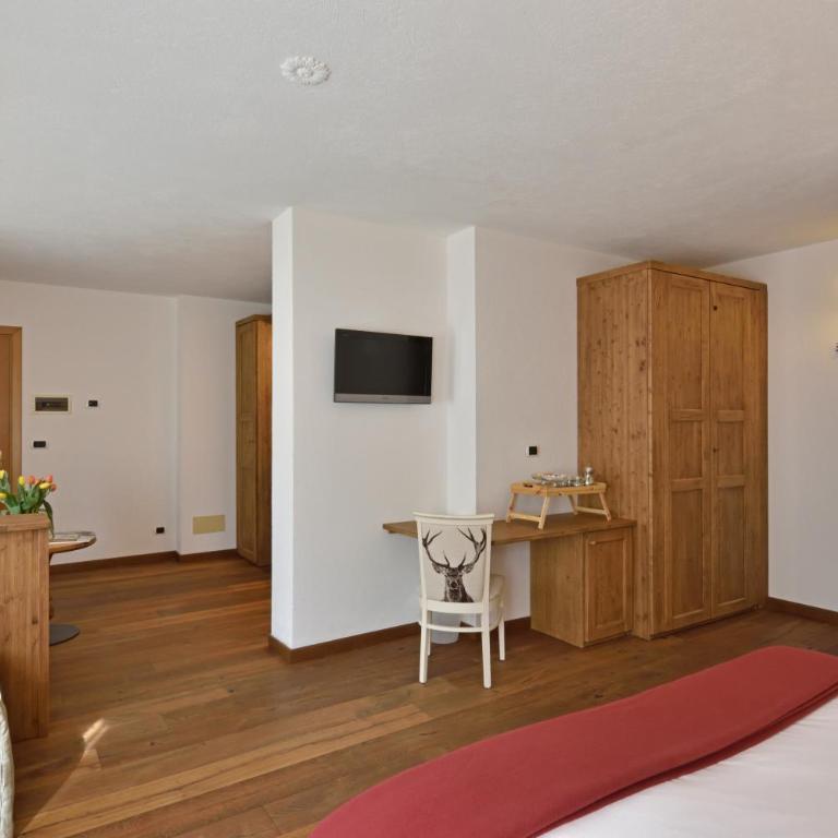 Hotel Beau Sejour - Camera Quadrupla Superior - 12