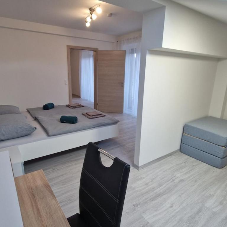 Apartment Dachgeschoss - Apartment mit 3 Schlafzimmern - 30