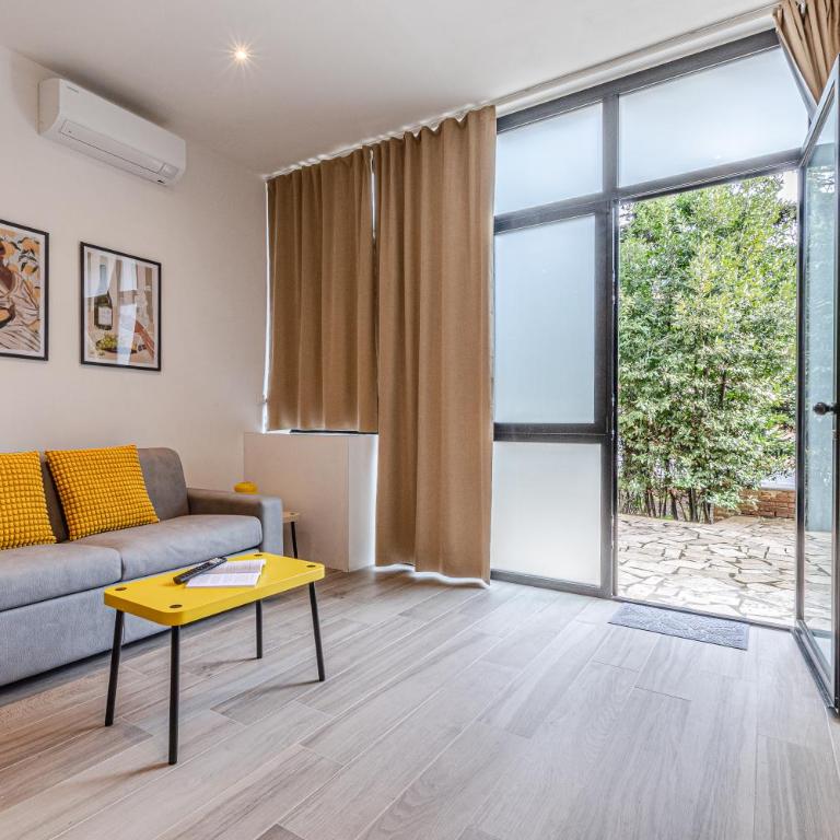 Lemon Tree - One-Bedroom Apartment - 10