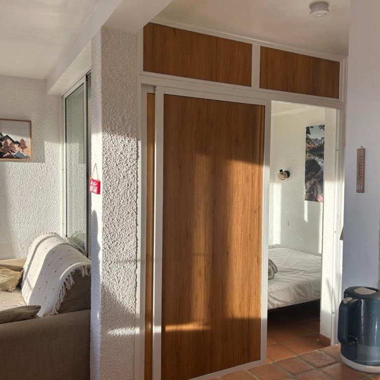 Appartement Cosy avec Vue Montagne, Balcon & Parking Gratuit - Appartement 1 Chambre - 10