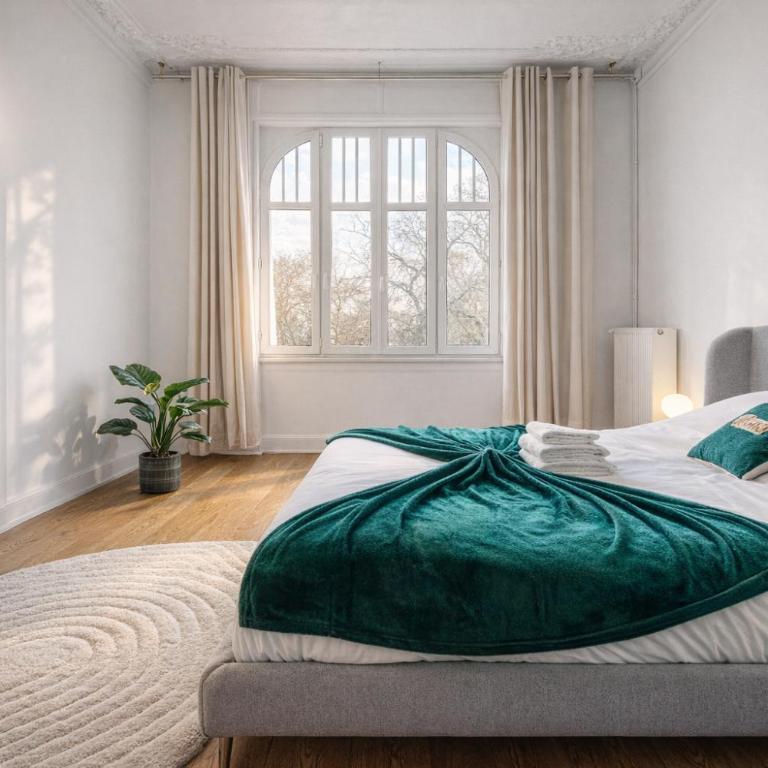 Luxurious central apartment Strasbourg center - Four-Bedroom Luxury Apartment - 13