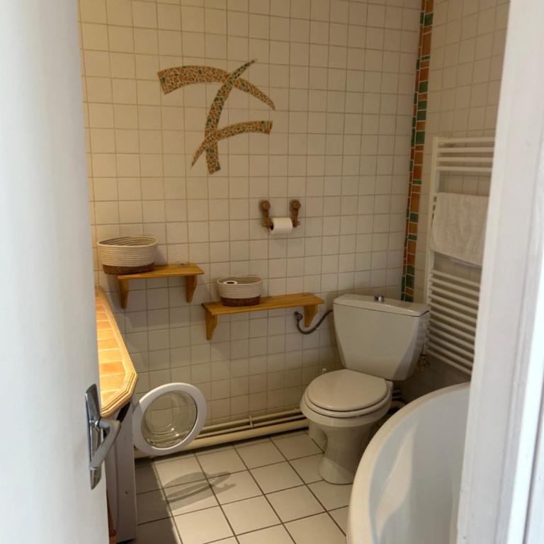 Appartement Cosy avec Vue Montagne, Balcon & Parking Gratuit - Appartement 1 Chambre - 8